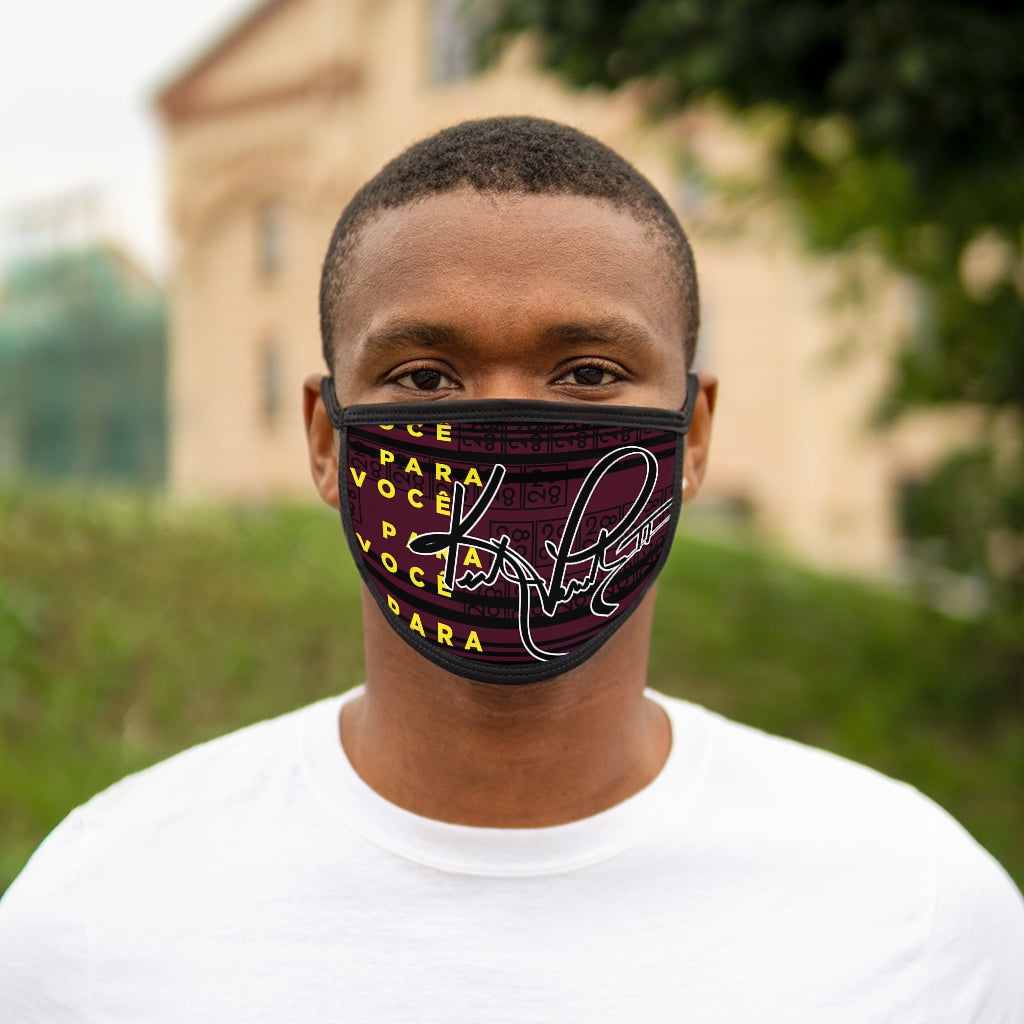 2882Sport™ Para Você Signature Face Mask in Berry, featuring a vibrant berry color with a black outer edge and earloops, made from durable polyester and soft cotton.