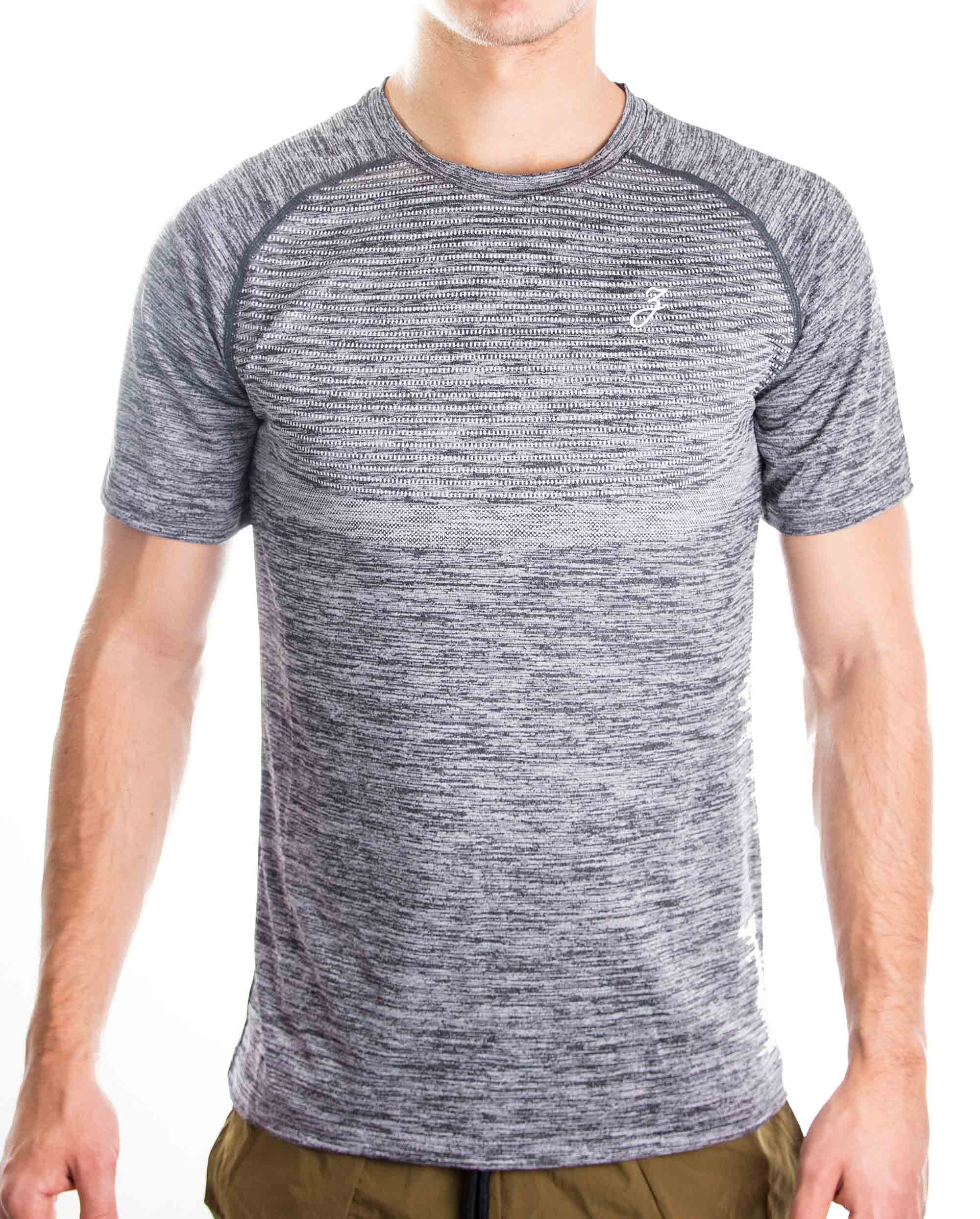 Active Shirt v2 in grey for men, showcasing its stylish design and breathable fabric, perfect for sports and casual wear.