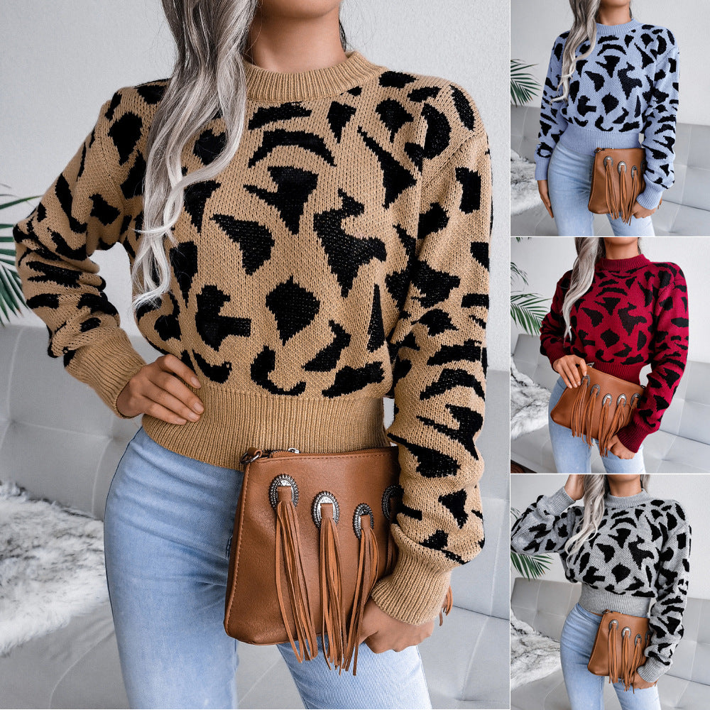 A stylish leopard print waist knit open cardigan, perfect for autumn and winter, showcasing its soft fabric and trendy design.