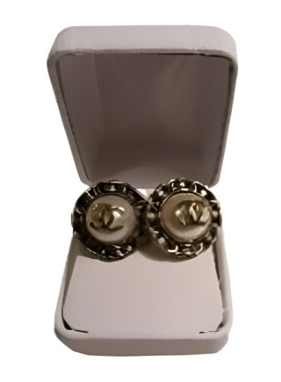 Chic Earrings featuring a gold and pearl design, elegantly crafted as a high-quality replica, perfect for any occasion.
