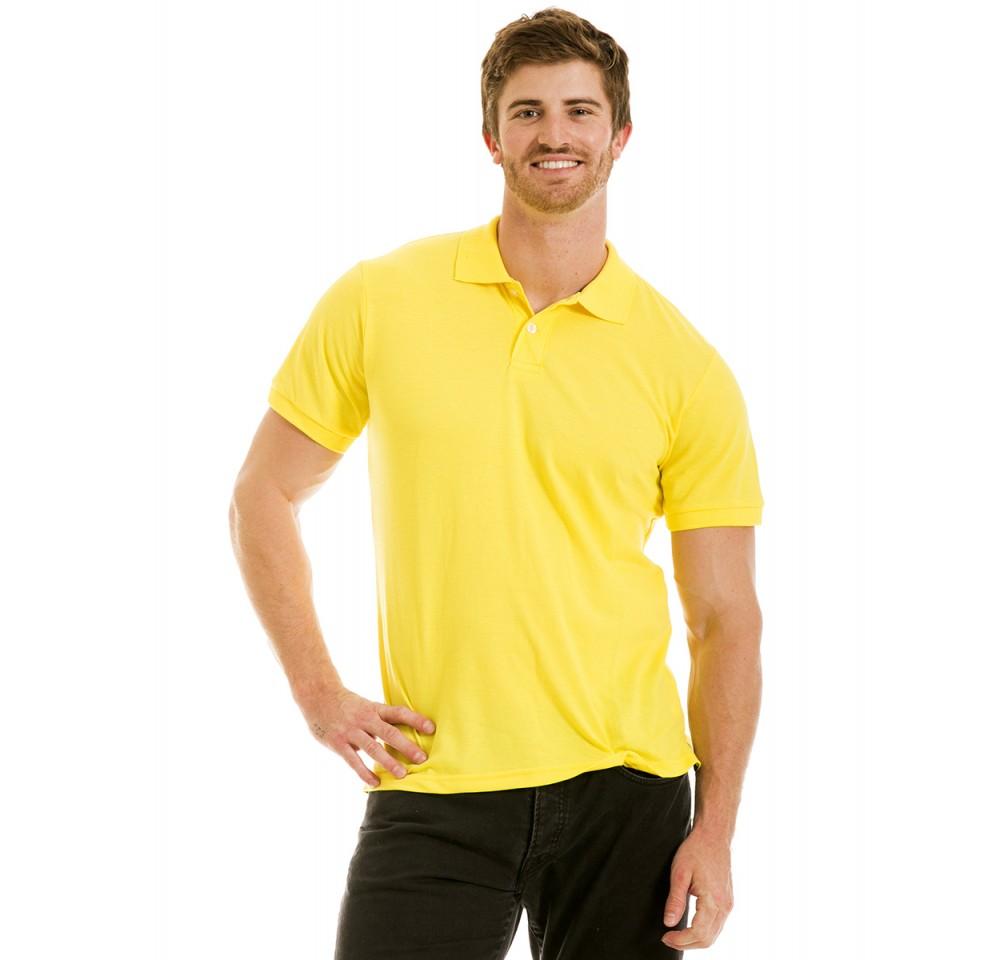 Classic fit polo shirt featuring a 3-button placket, short sleeves, and banded cuffs, ideal for casual and formal occasions.