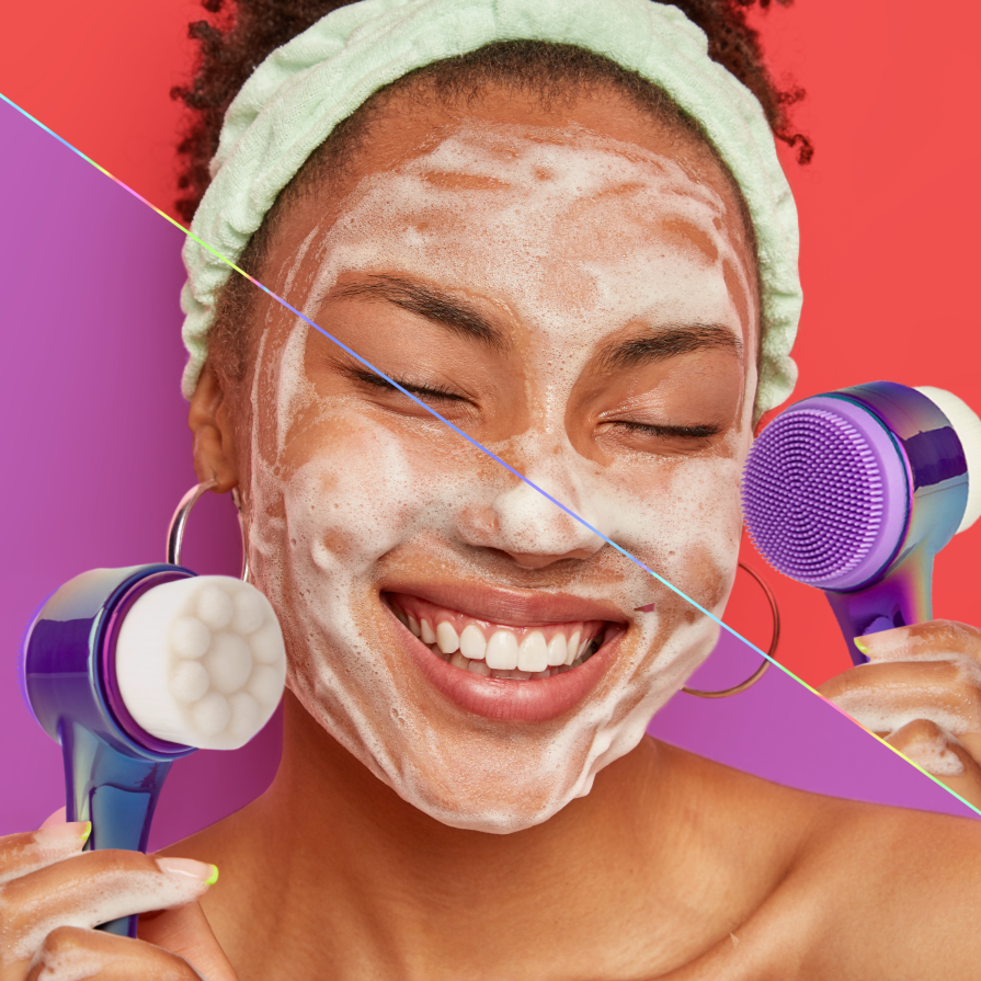 Clean Freak 2 in 1 Cleanse & Exfoliate Brush with soft microfiber bristles for effective cleansing and exfoliation.