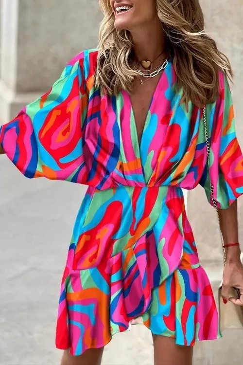 Elegant mini dress with print Toretta, featuring a deep neckline, short sleeves, and a decorative belt, made in Italy.