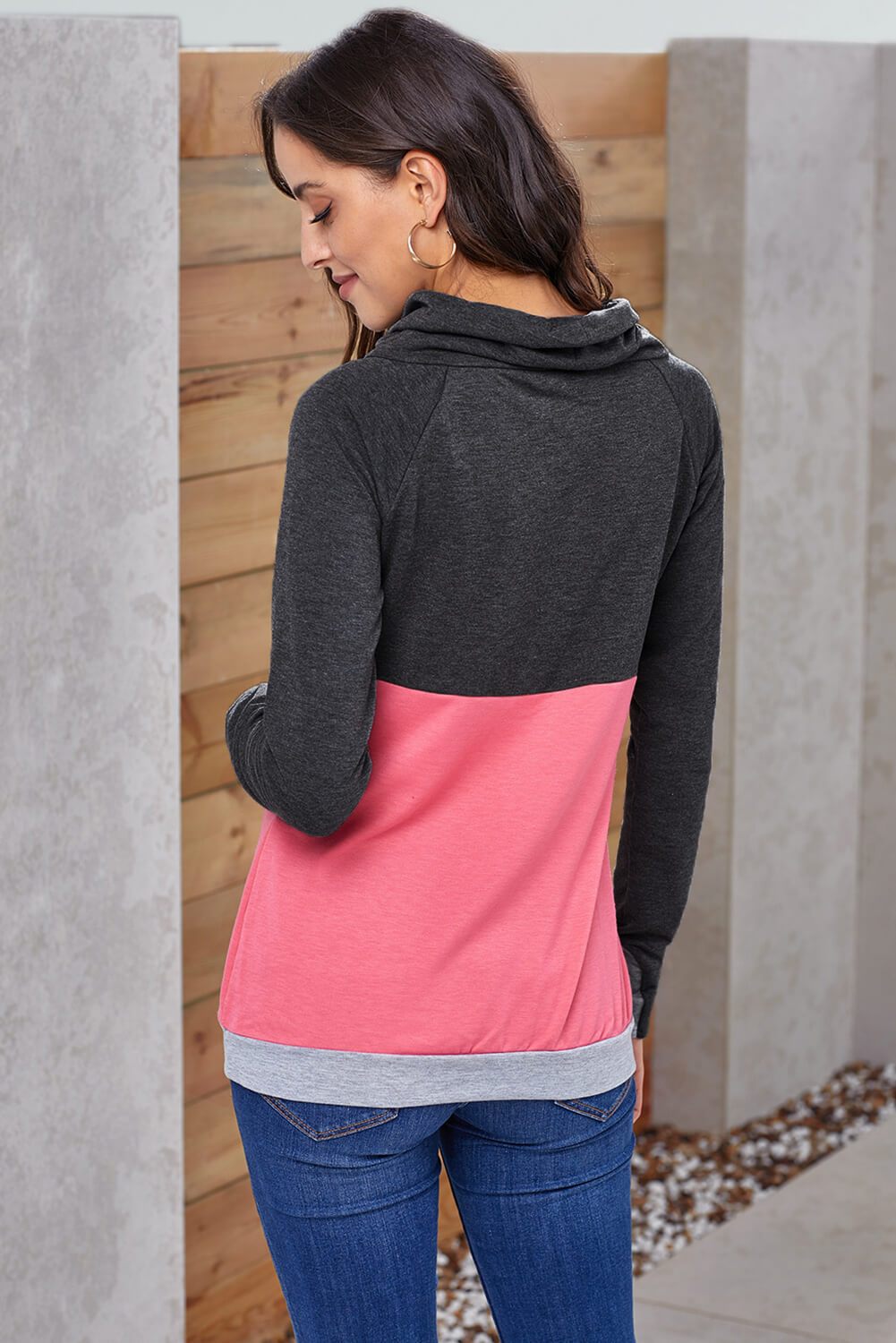 Fashion Charcoal Pink Colorblock Thumbhole Sleeved Sweatshirt featuring a cowl neck and stylish color block design.