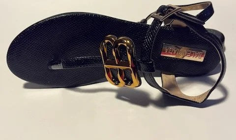 Fashion Thong Sandals with Back BB, stylish and comfortable women's footwear in a chic design.