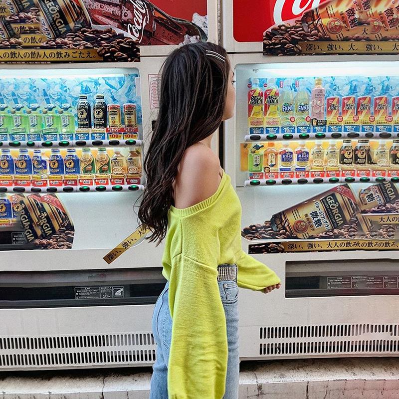 Glamaker Drill Chain Kelly Sweater featuring a sexy off-shoulder design with full-length sleeves, made from nylon and polyester, perfect for autumn.