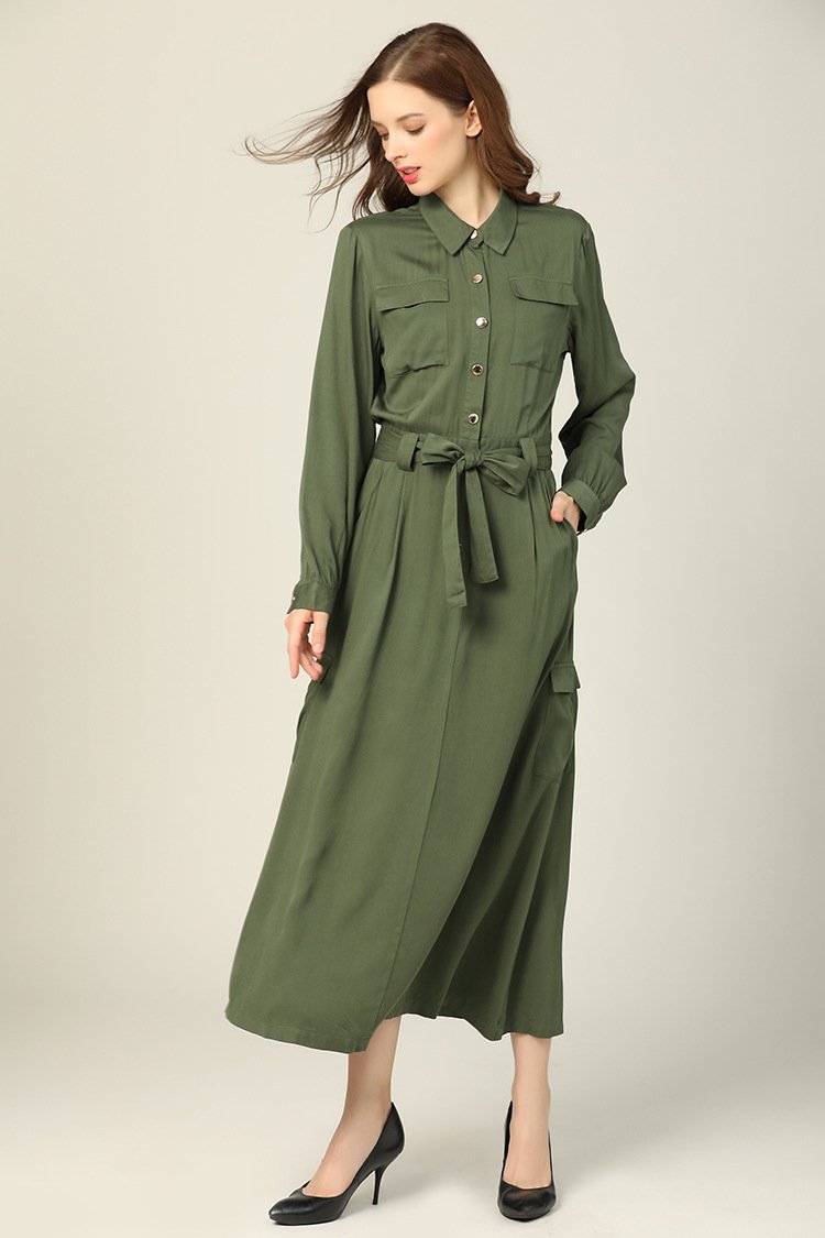 A stylish Korean-style long coat for women featuring a slim-fit design, lapel collar, and long sleeves, perfect for various occasions.