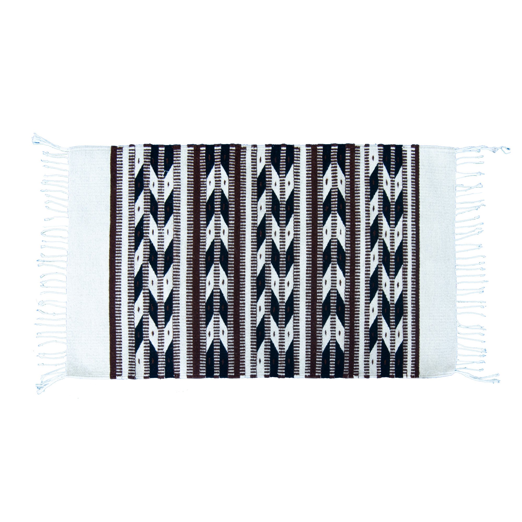 Neza Native American Rug featuring an intricate arrows design, handmade from thick wool, showcasing vibrant colors and geometric patterns.