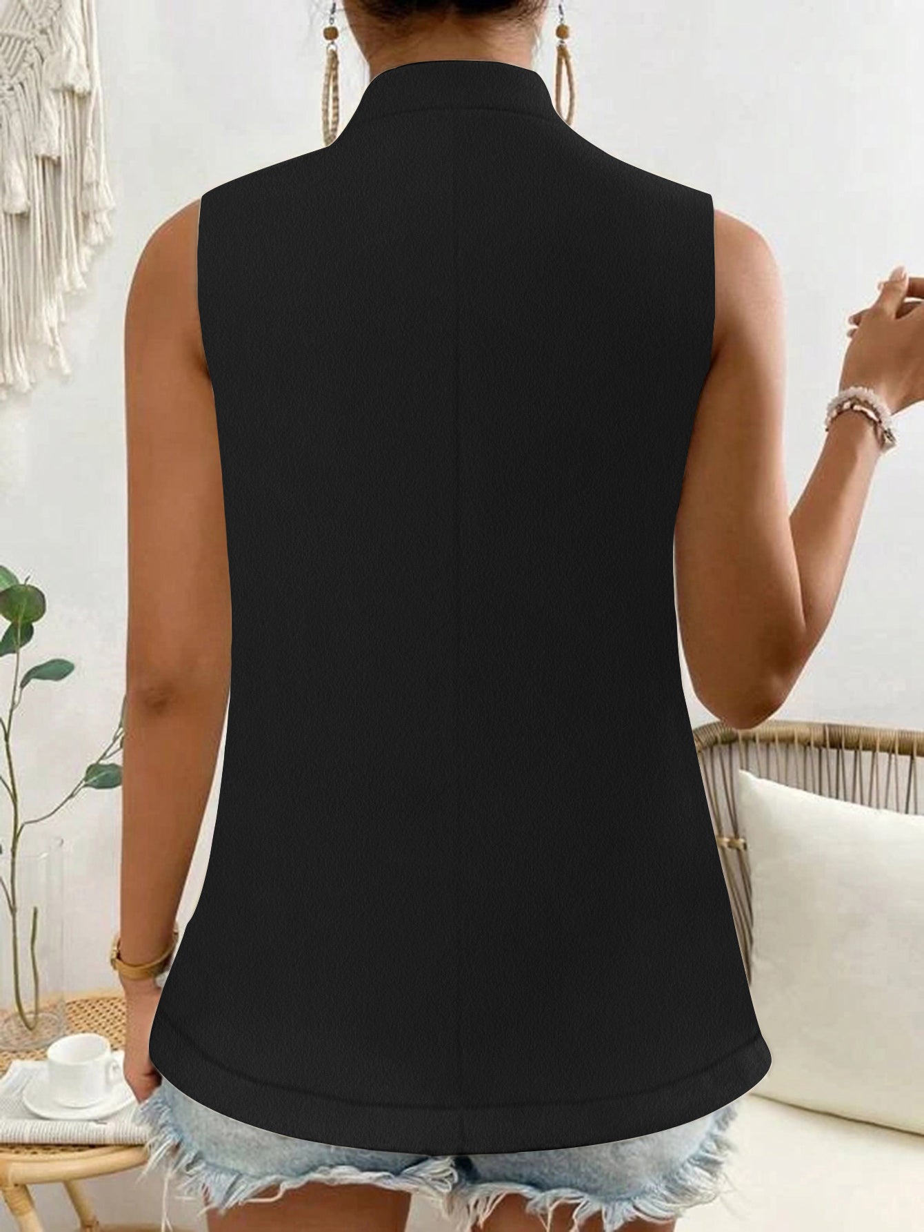 Chic Open Front Longline Vest in solid color, showcasing its sleeveless design and longline length.