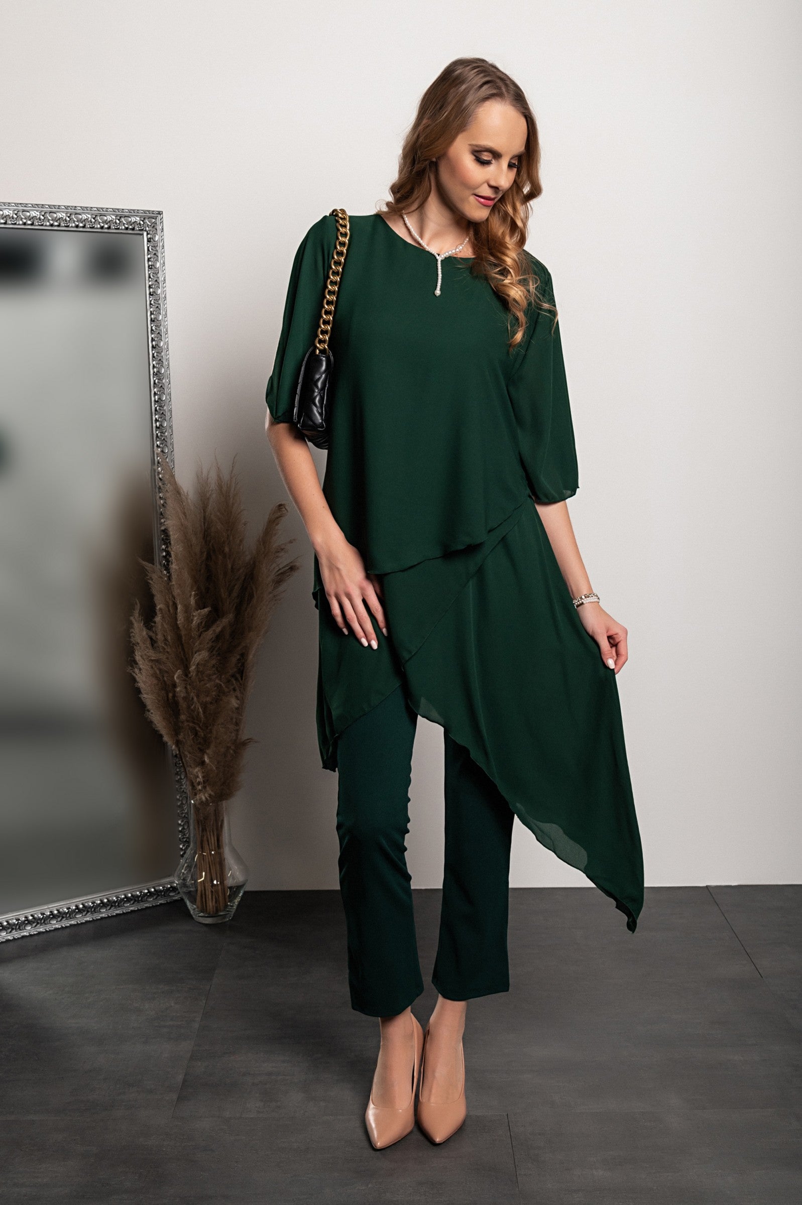 Elegant green translucent tunic and long pants set, showcasing a loose fit and round collar, perfect for various occasions.