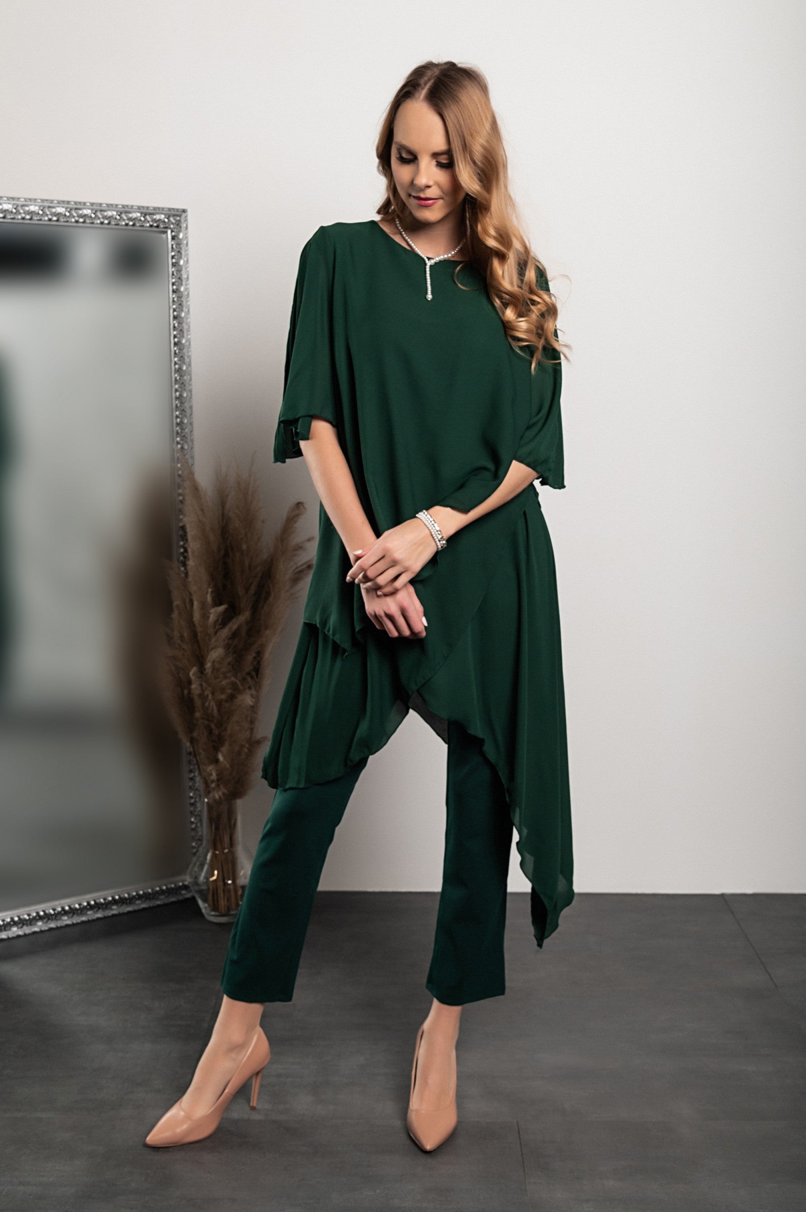 Elegant green translucent tunic and long pants set, showcasing a loose fit and round collar, perfect for various occasions.