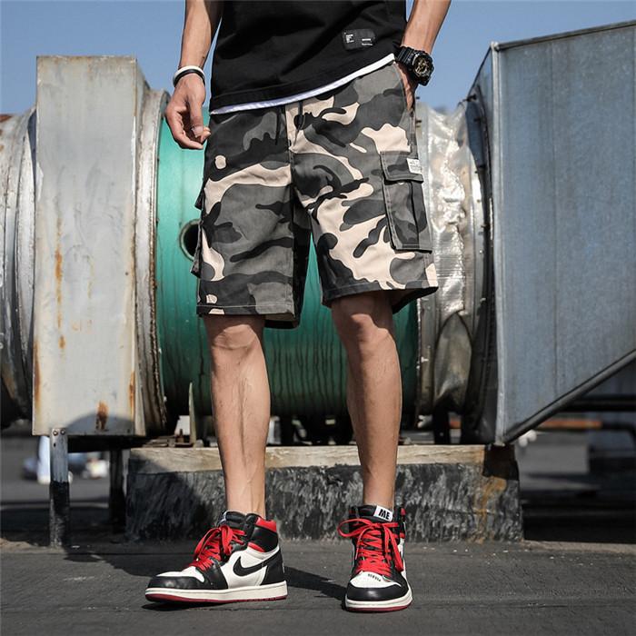 US Stock Men's Tooling Shorts in camouflage, showcasing a casual and stylish design suitable for running and everyday wear.
