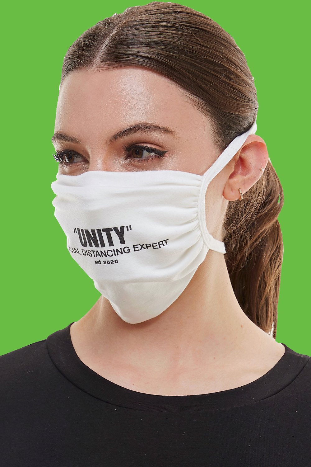 White adjustable tie face mask made of washable cotton fabric, featuring four tie-up straps and an inner pocket for filters.