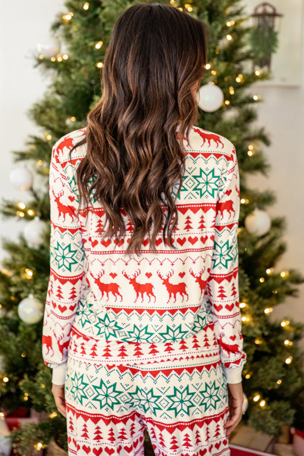 A cozy White Christmas Print Pullover and Pants Lounge Set featuring festive designs, perfect for holiday lounging.