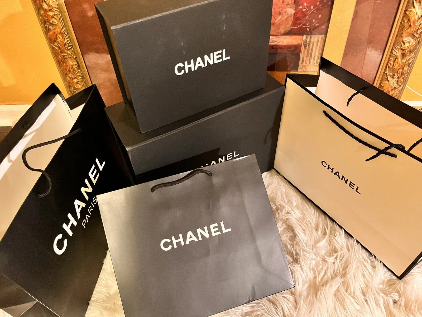 Stylish Women New Shopping Bags in various colors and designs, showcasing their lightweight and spacious features.