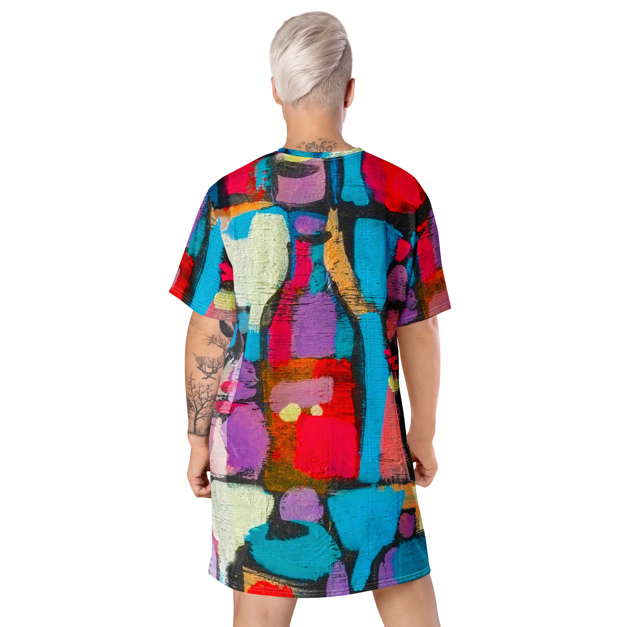 Womens Graphic T-shirt Dress featuring Sutileza Red Multicolor Abstract Print, showcasing a relaxed fit and vibrant colors.